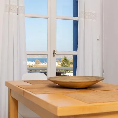 Kosta In Naousa-paros * Náoussa