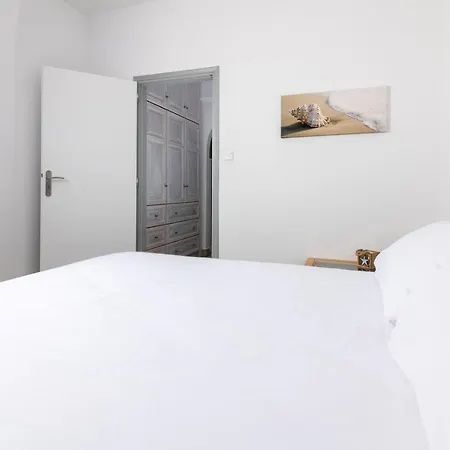 Villa Kosta In Naousa-paros *