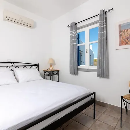 Villa Kosta In Naousa-paros